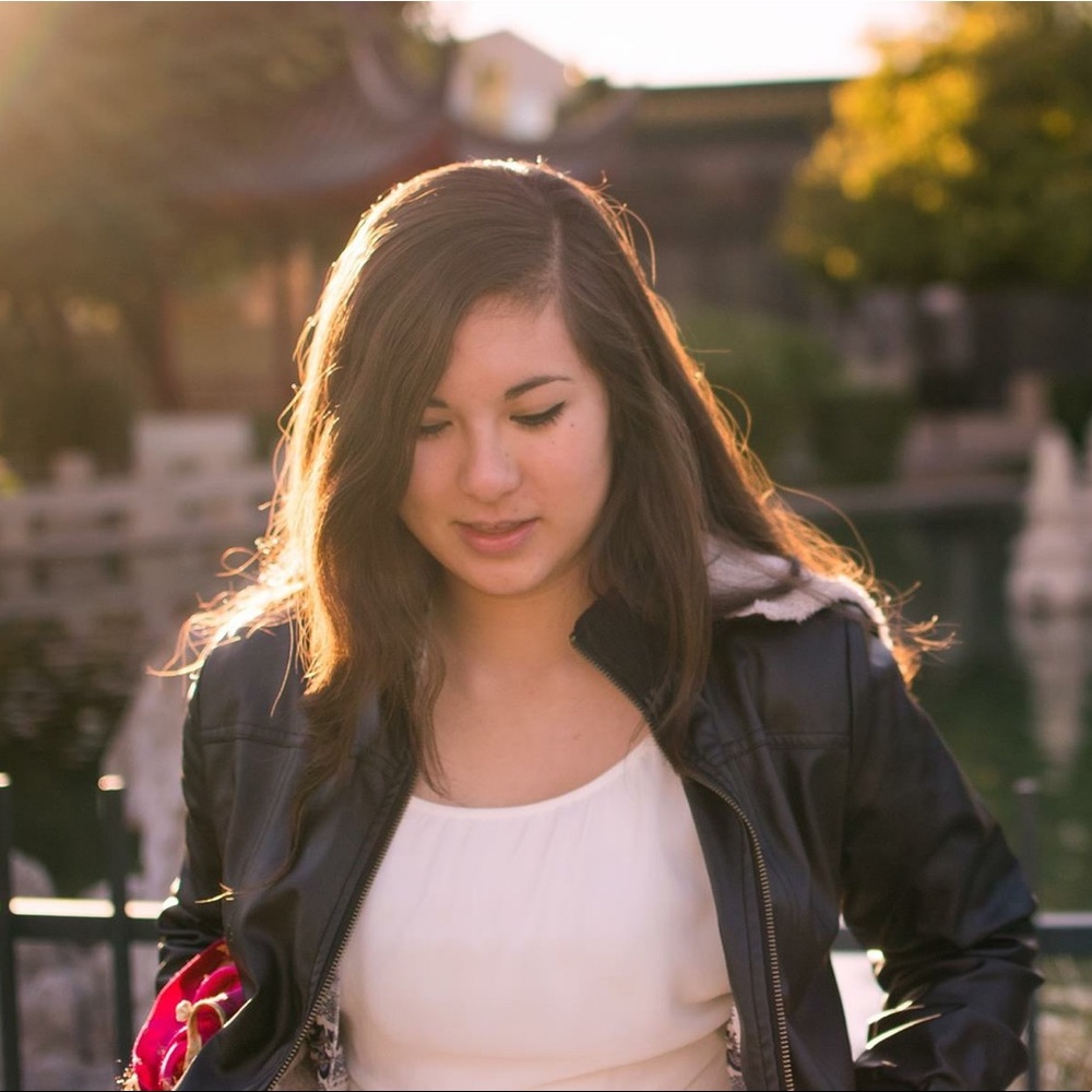 Meet your Posher, Dyana